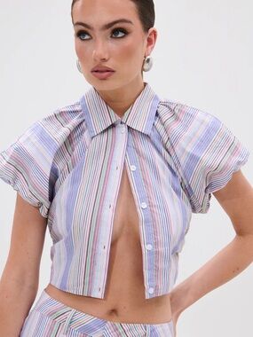 AKIRA Multistripe Puff-Sleeve Crop Button-Down Top